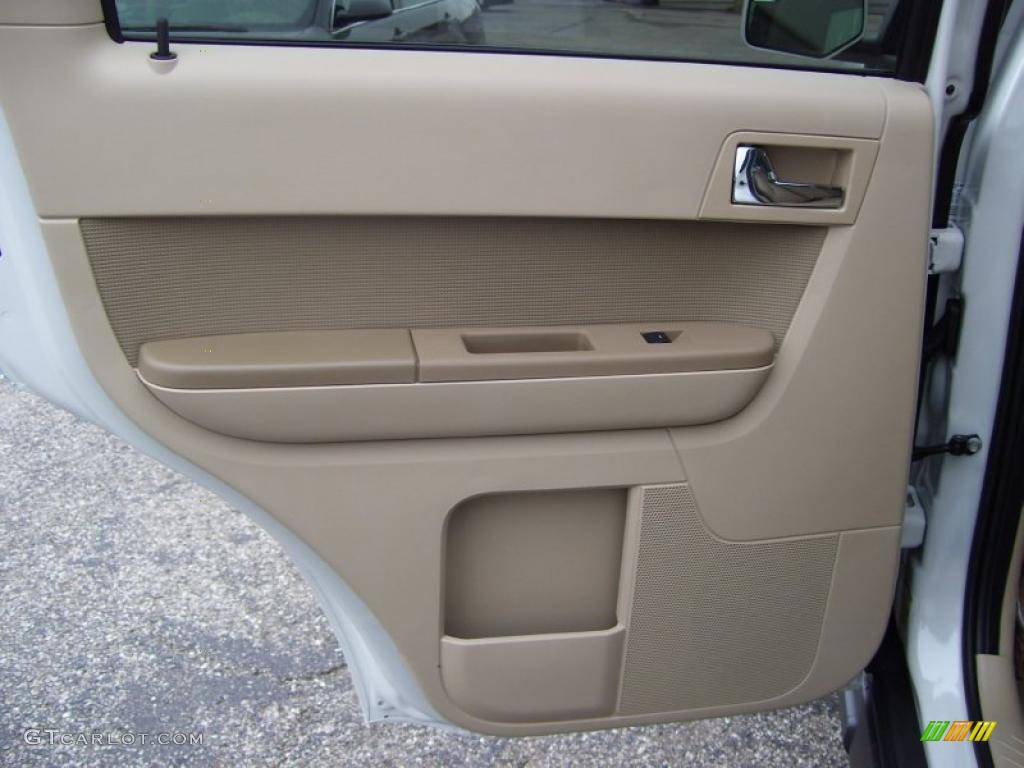 2011 Ford Escape Limited V6 4WD Camel Door Panel Photo #40023302
