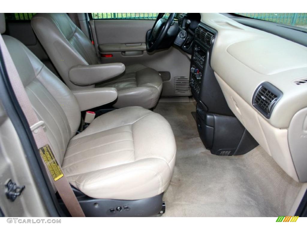 Neutral Interior 2000 Chevrolet Venture LT Photo #40024474