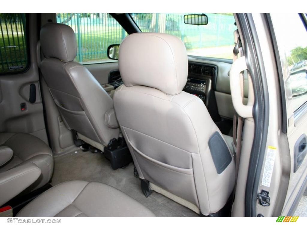 Neutral Interior 2000 Chevrolet Venture LT Photo #40024502