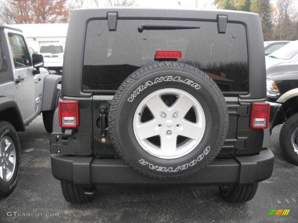 2011 Wrangler Sport S 4x4 - Natural Green Pearl / Black photo #4