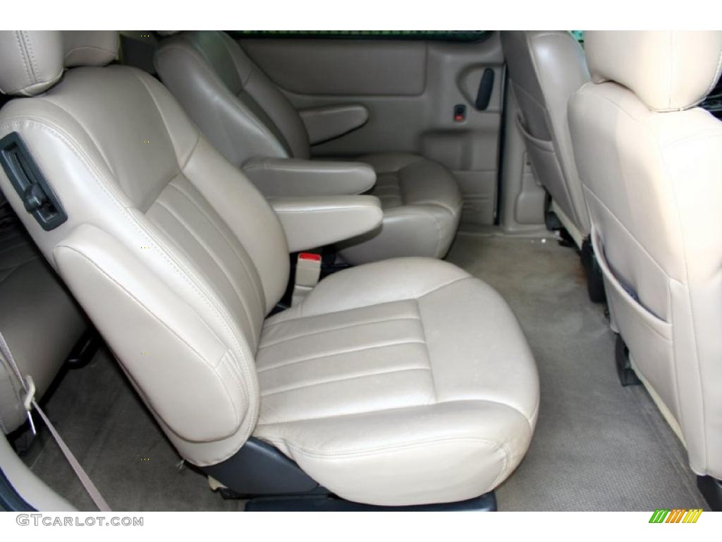 Neutral Interior 2000 Chevrolet Venture LT Photo #40024534