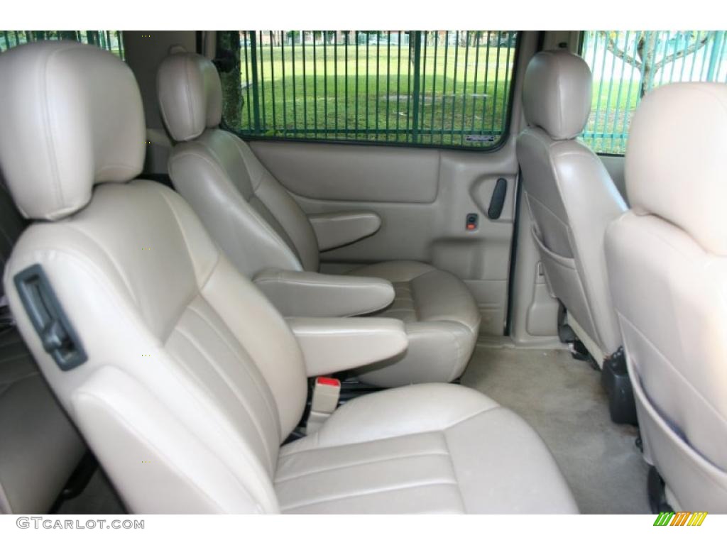 Neutral Interior 2000 Chevrolet Venture LT Photo #40024566