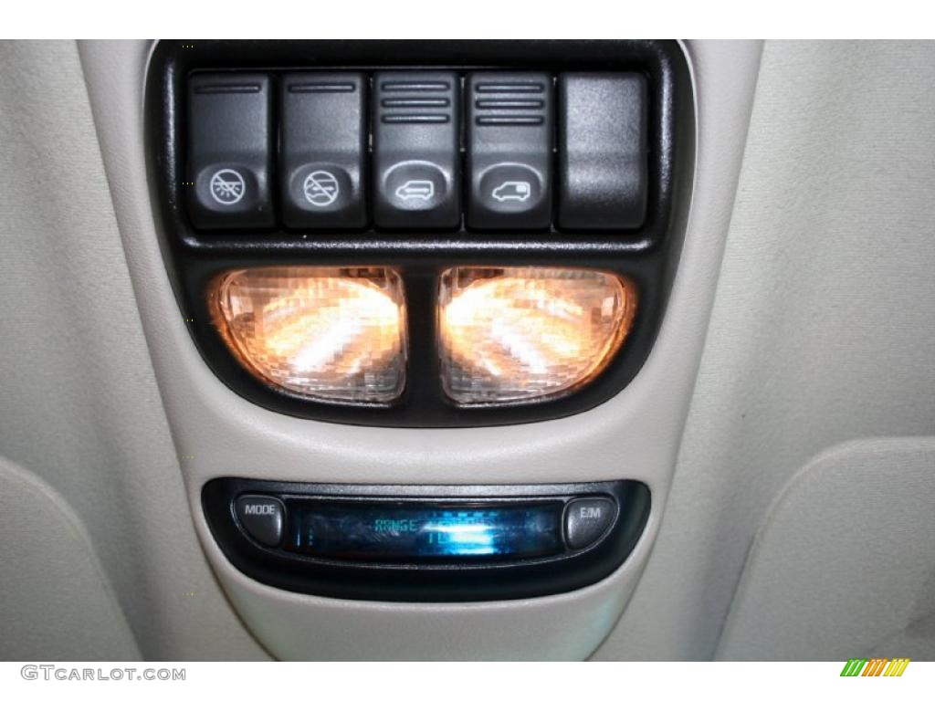 2000 Chevrolet Venture LT Controls Photo #40024634