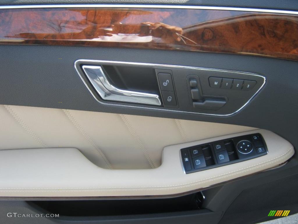 2011 Mercedes-Benz E 350 BlueTEC Sedan Almond/Mocha Door Panel Photo #40025154