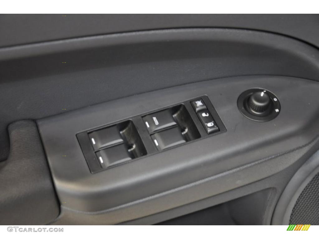 2011 Dodge Caliber Heat Controls Photo #40025926