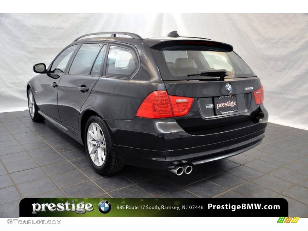 2010 3 Series 328i xDrive Sports Wagon - Jet Black / Oyster/Black Dakota Leather photo #4