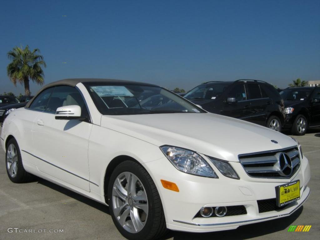 2011 E 350 Cabriolet - Diamond White Metallic / Almond/Mocha photo #1