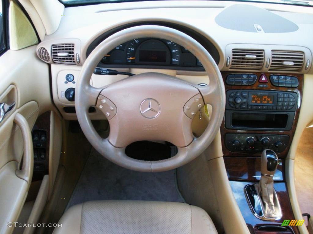 2001 Mercedes-Benz C 240 Sedan Java Dashboard Photo #40029102