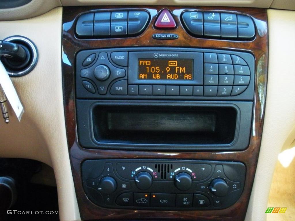 2001 Mercedes-Benz C 240 Sedan Controls Photo #40029170