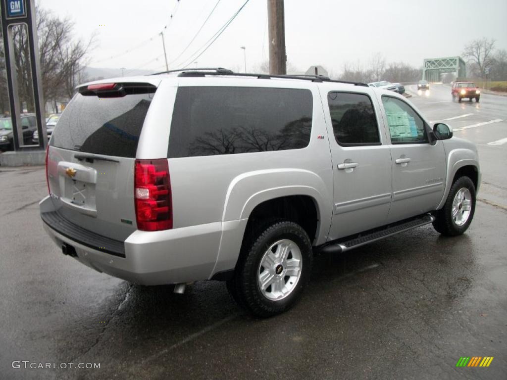 Sheer Silver Metallic 2011 Chevrolet Suburban LT 4x4 Exterior Photo #40033654