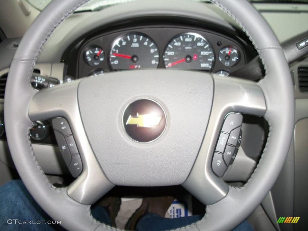 2011 Chevrolet Suburban LT 4x4 Light Titanium/Dark Titanium Steering Wheel Photo #40034122