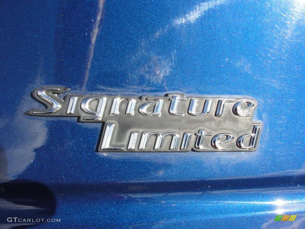 2007 Lincoln Town Car Signature Limited Marks and Logos Photo #40036202