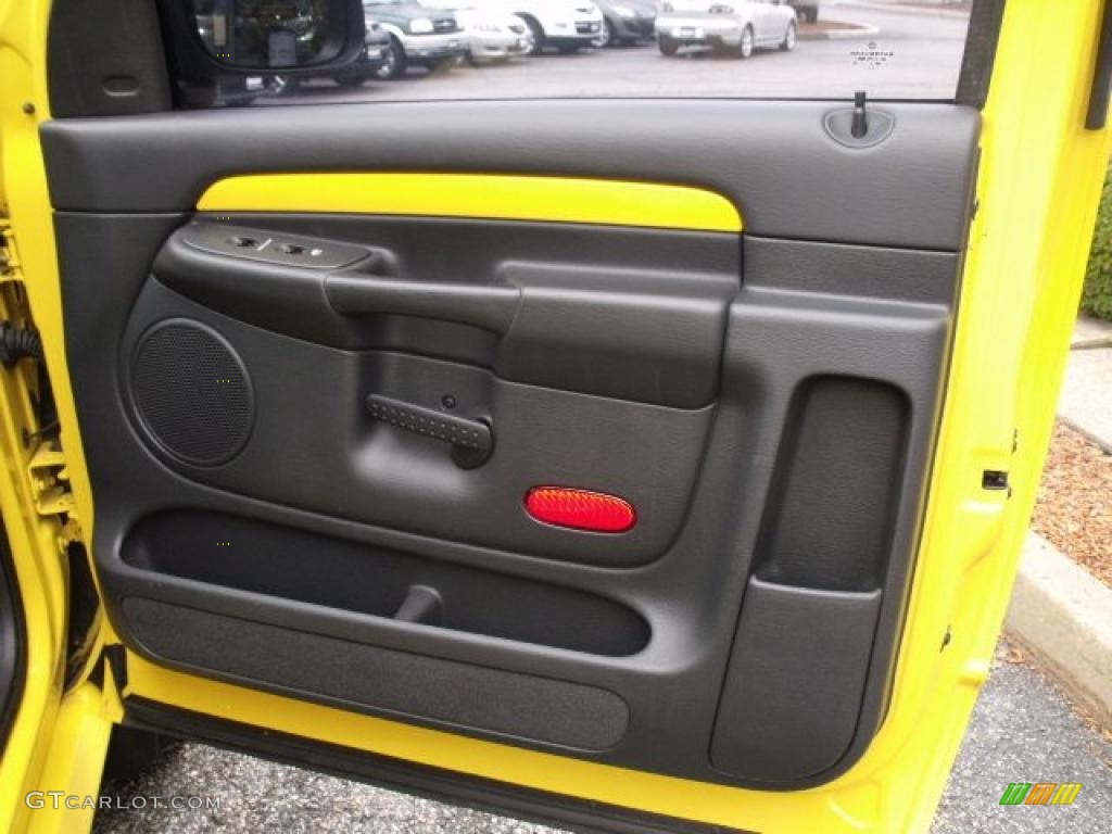 2005 Ram 1500 SLT Rumble Bee Regular Cab 4x4 - Solar Yellow / Dark Slate Gray photo #9