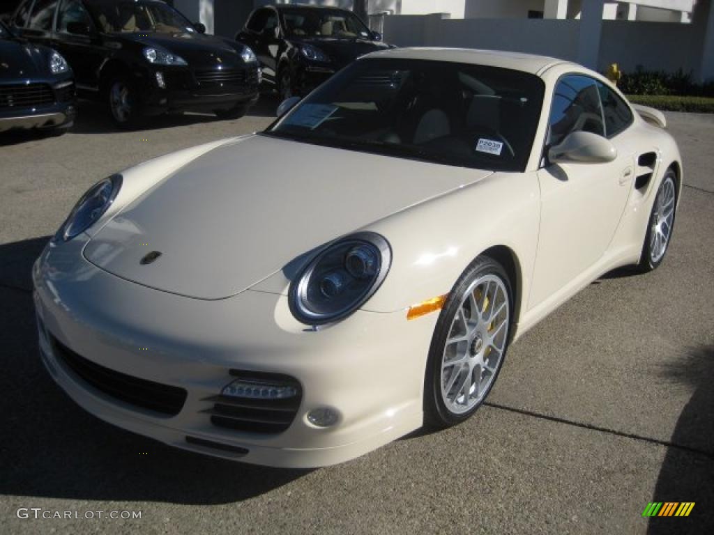 2011 911 Turbo S Coupe - Cream White / Black/Cream photo #1