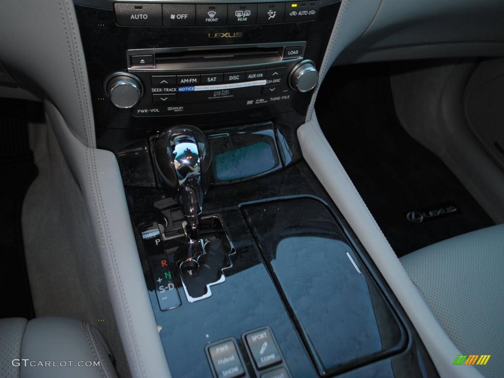 2010 Lexus LS 600h L AWD Hybrid Controls Photo #40038546