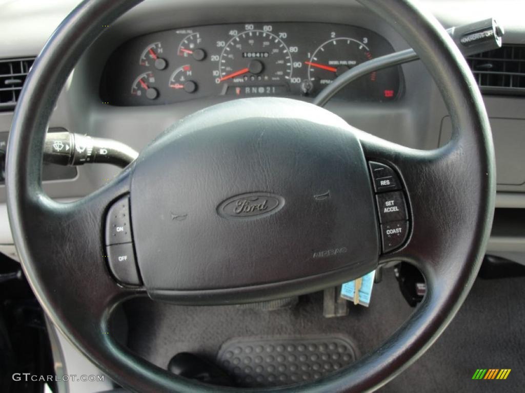 2000 Ford F250 Super Duty XLT Extended Cab Medium Graphite Steering Wheel Photo #40039254