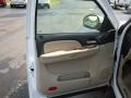 Summit White - Suburban 1500 LT Photo No. 20