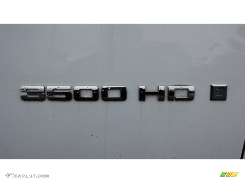 2008 Chevrolet Silverado 3500HD Regular Cab Chassis Stake Truck Marks and Logos Photos