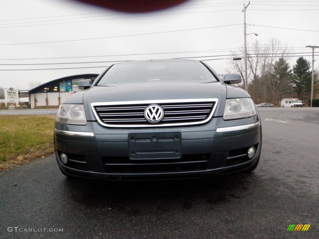2004 Phaeton V8 4Motion Sedan - Coucou Grey / Anthracite photo #3