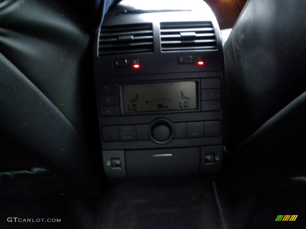 2004 Phaeton V8 4Motion Sedan - Coucou Grey / Anthracite photo #12