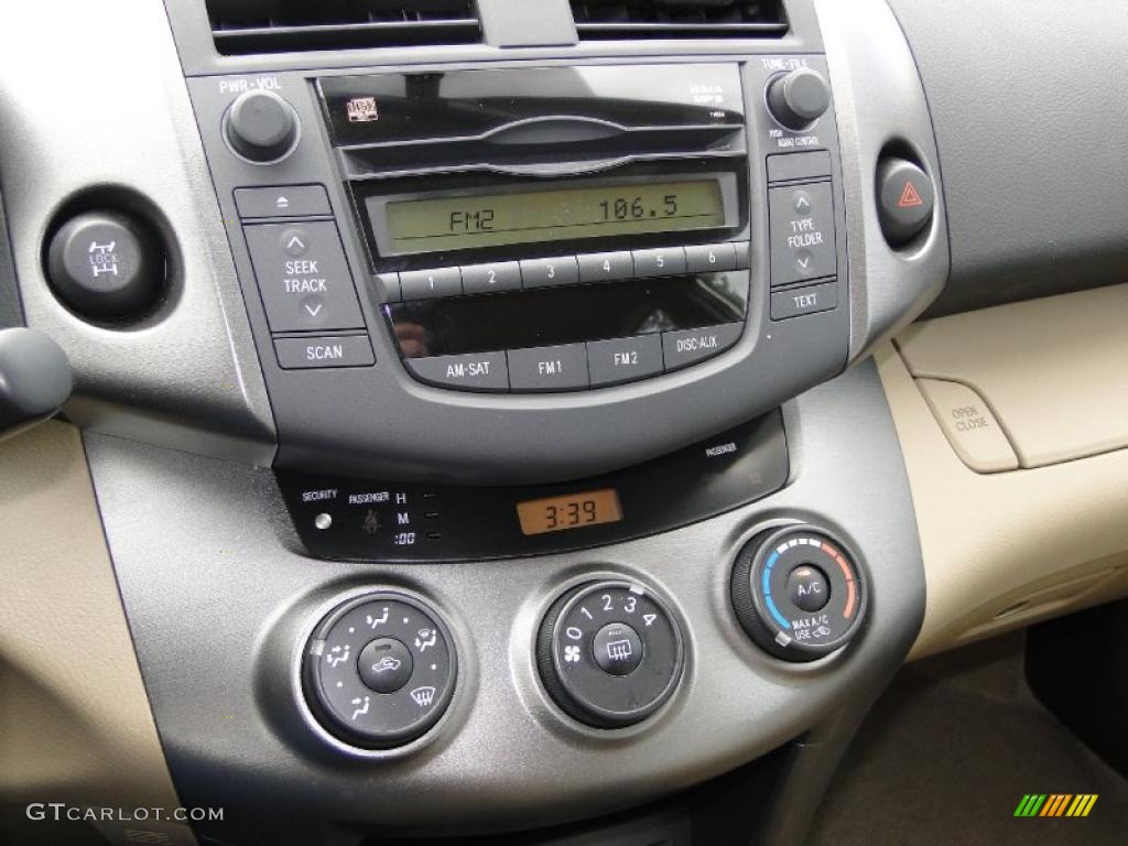 2010 Toyota RAV4 I4 4WD Controls Photo #40047226