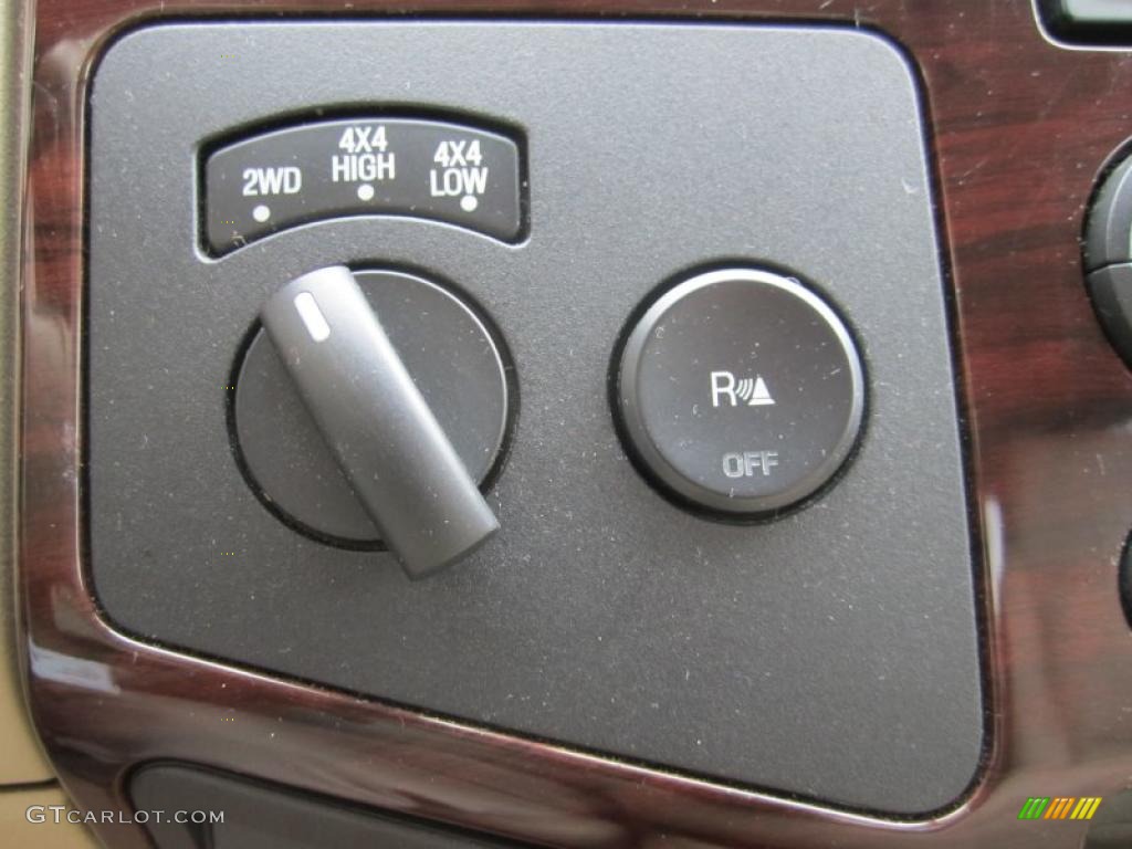 2008 Ford F350 Super Duty Lariat SuperCab 4x4 Controls Photo #40048498