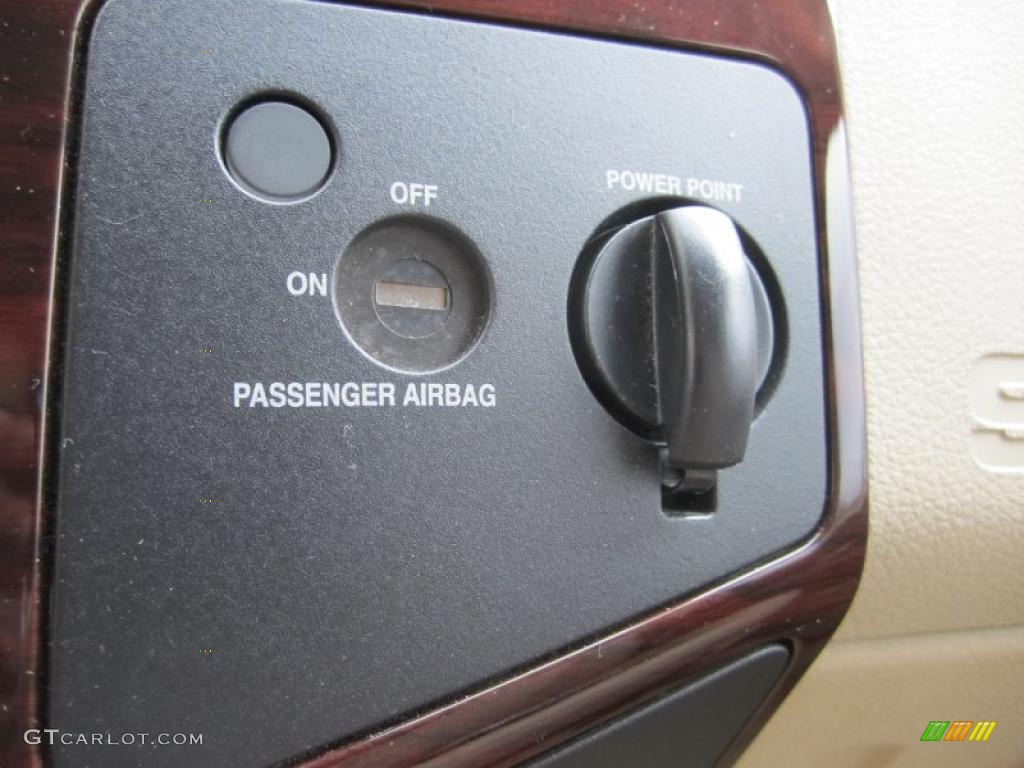 2008 Ford F350 Super Duty Lariat SuperCab 4x4 Controls Photo #40048510
