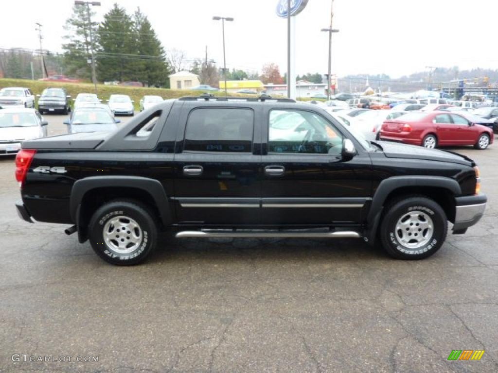 2005 Avalanche LT 4x4 - Black / Gray/Dark Charcoal photo #5