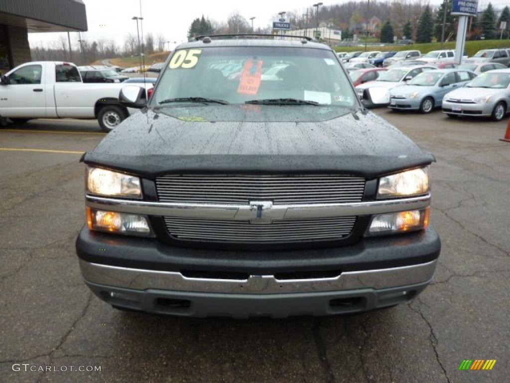 2005 Avalanche LT 4x4 - Black / Gray/Dark Charcoal photo #7