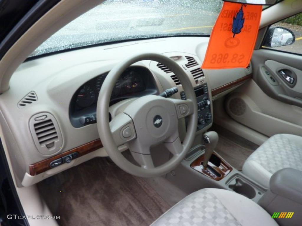 2004 Malibu LS V6 Sedan - Navy Blue Metallic / Neutral photo #11