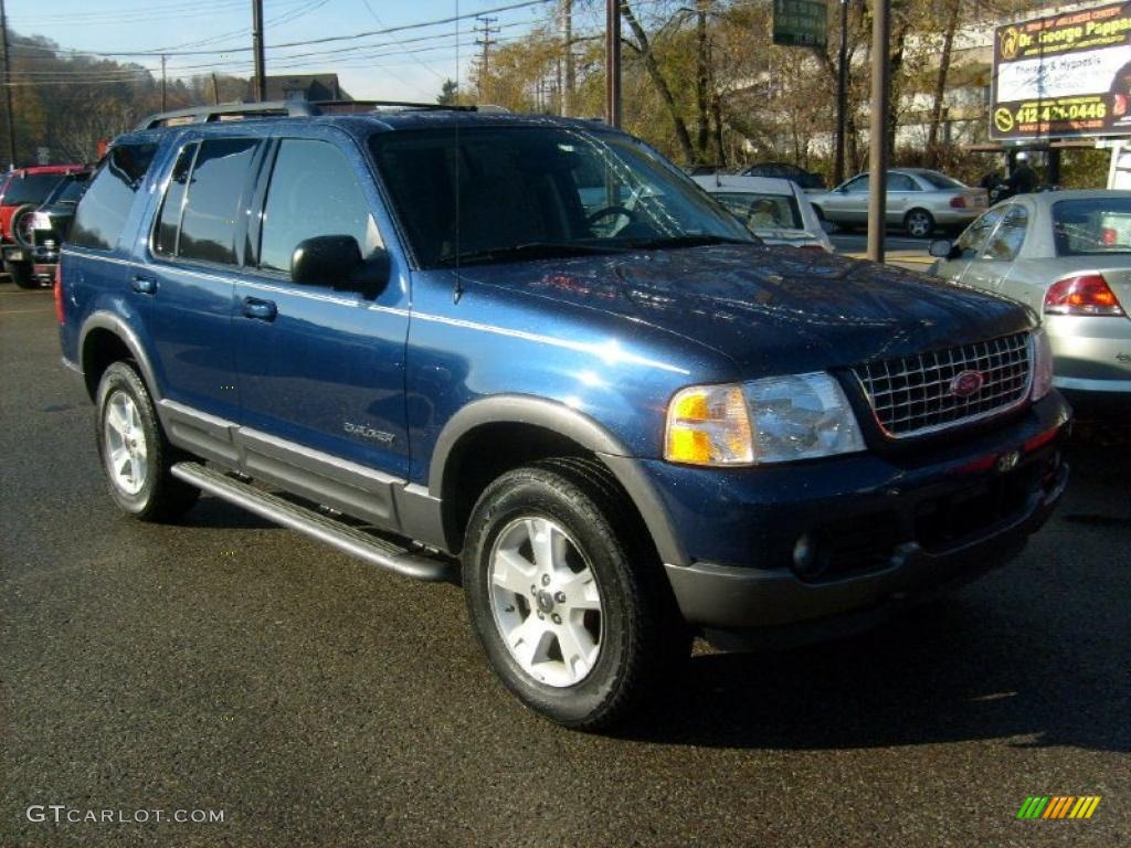 2004 Explorer XLT 4x4 - Dark Blue Pearl Metallic / Graphite photo #7