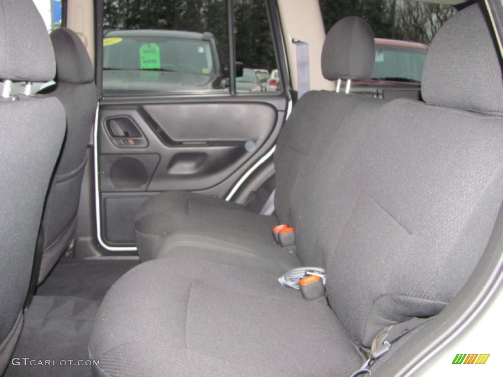 2003 Grand Cherokee Laredo 4x4 - Stone White / Taupe photo #12
