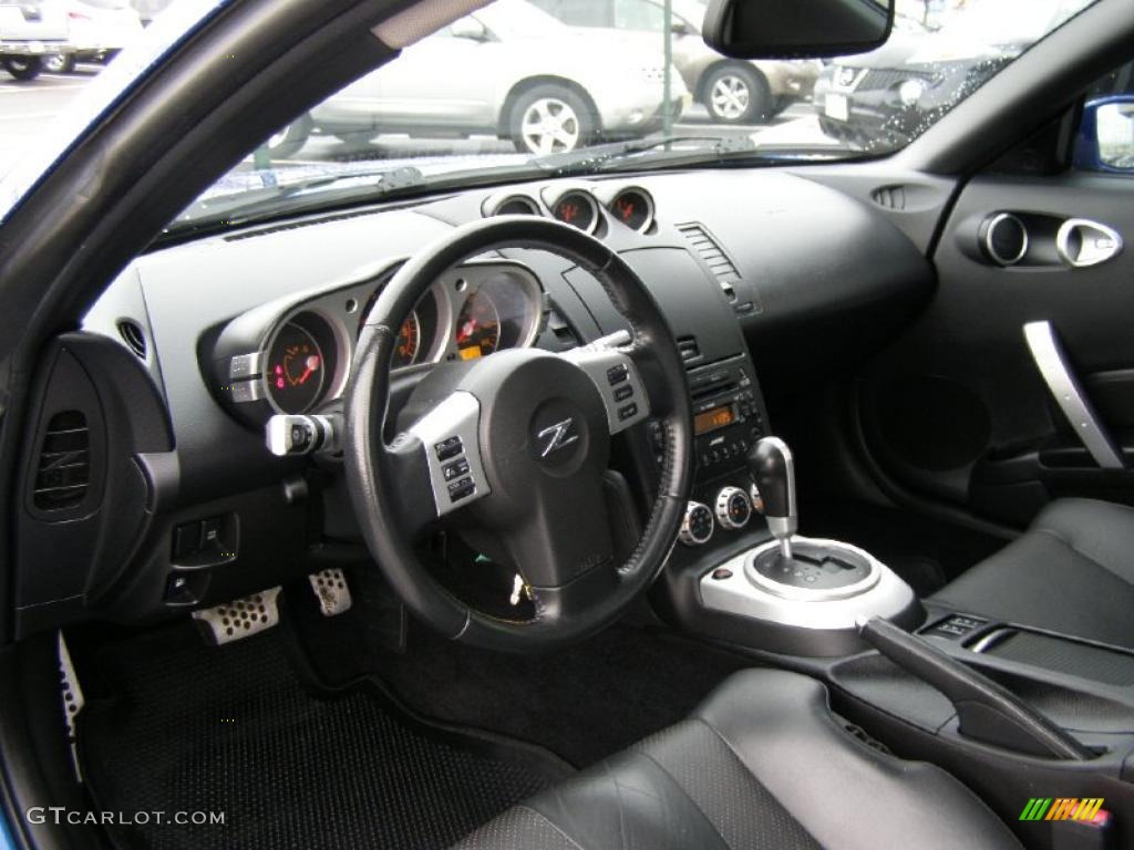 Charcoal Interior 2007 Nissan 350Z Coupe Photo #40057527