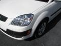 White - Rio LX Sedan Photo No. 4