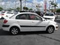 White - Rio LX Sedan Photo No. 10