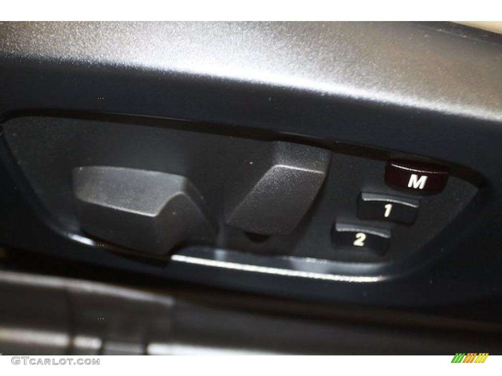 2009 BMW M3 Convertible Controls Photo #40059619