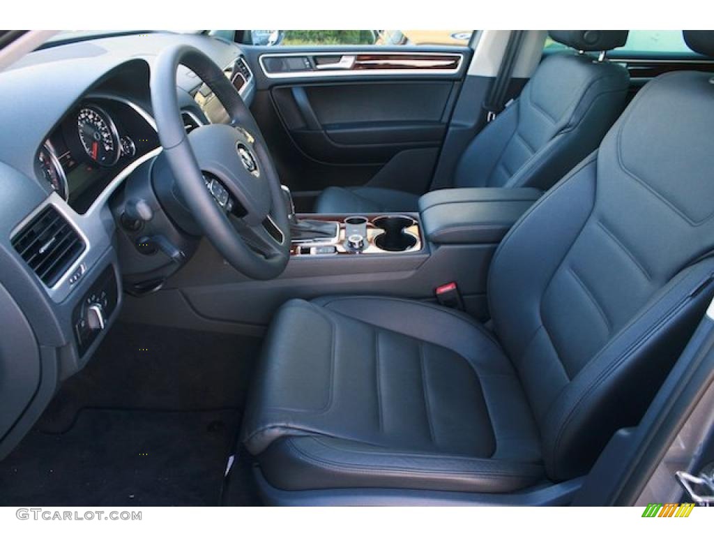 Black Anthracite Interior 2011 Volkswagen Touareg VR6 FSI Lux 4XMotion Photo #40059967