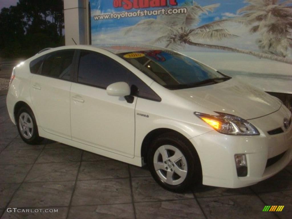 2010 Prius Hybrid III - Blizzard White Pearl / Misty Gray photo #2