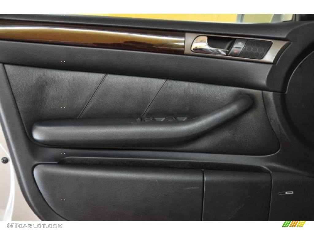 2001 Audi A6 2.8 quattro Sedan Onyx Door Panel Photo #40062783