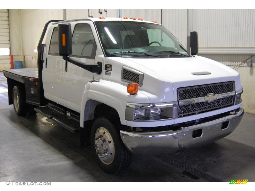 2006 C Series Kodiak C4500 Crew Cab Chassis - Summit White / Gray photo #3