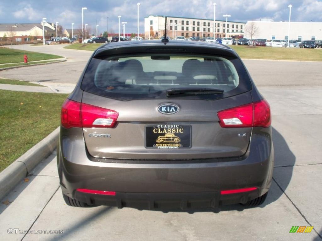 Metal Bronze 2011 Kia Forte EX 5 Door Exterior Photo #40075799