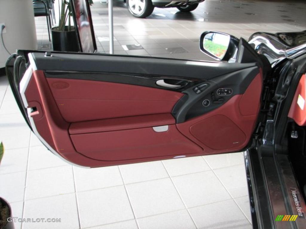 2011 Mercedes-Benz SL 550 Roadster Red Door Panel Photo #40075943