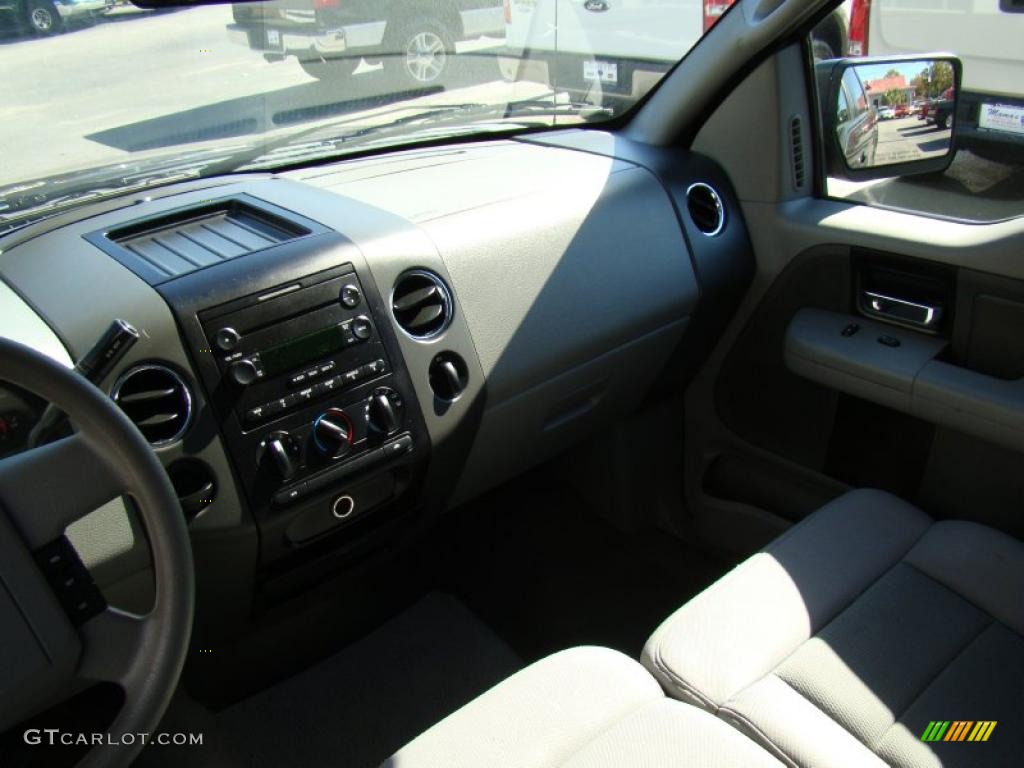 2005 F150 XLT SuperCrew - Dark Shadow Grey Metallic / Medium Flint Grey photo #17