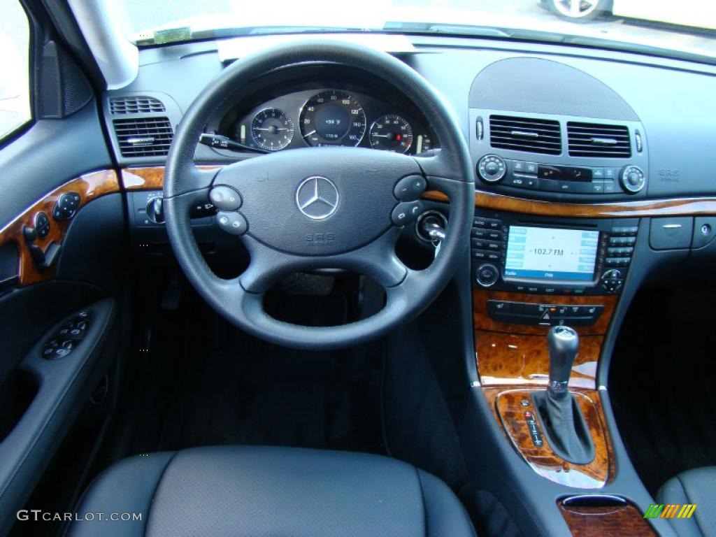 2008 Mercedes-Benz E 350 4Matic Wagon Black Dashboard Photo #40078195