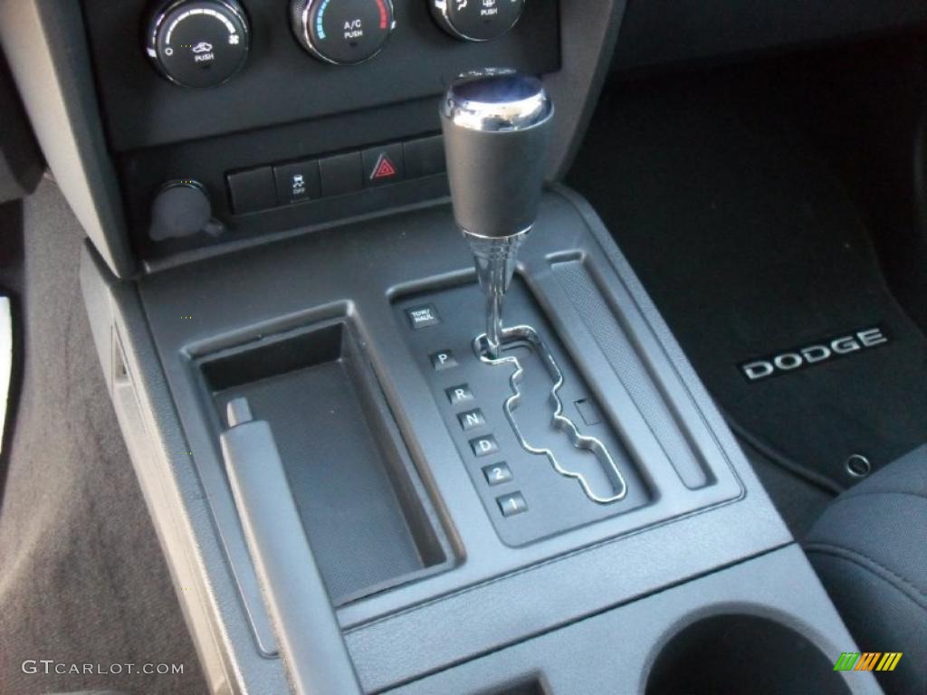 2011 Dodge Nitro Heat 4 Speed Automatic Transmission Photo #40079255