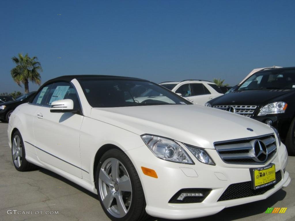 2011 E 550 Cabriolet - Diamond White Metallic / Black photo #1