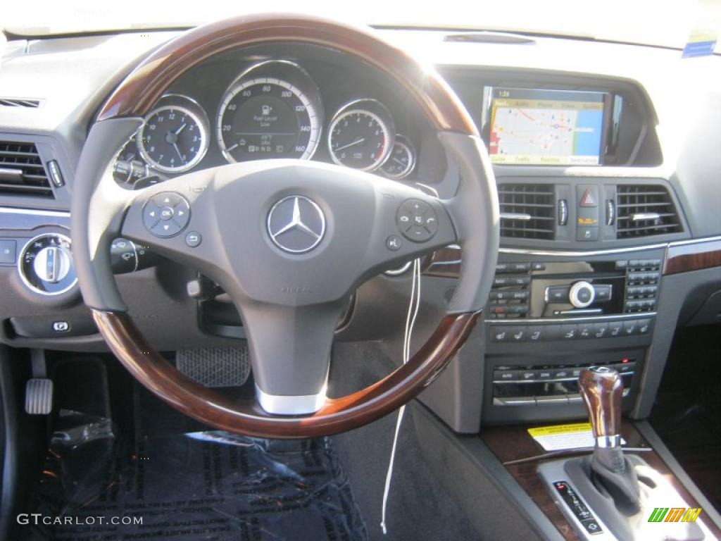 2011 Mercedes-Benz E 350 Cabriolet Black Steering Wheel Photo #40079999