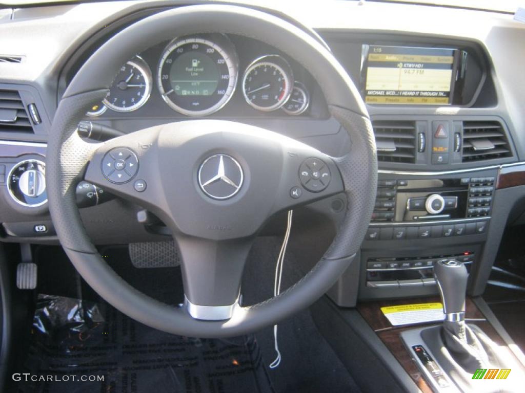 2011 Mercedes-Benz E 350 Cabriolet Black Dashboard Photo #40080371