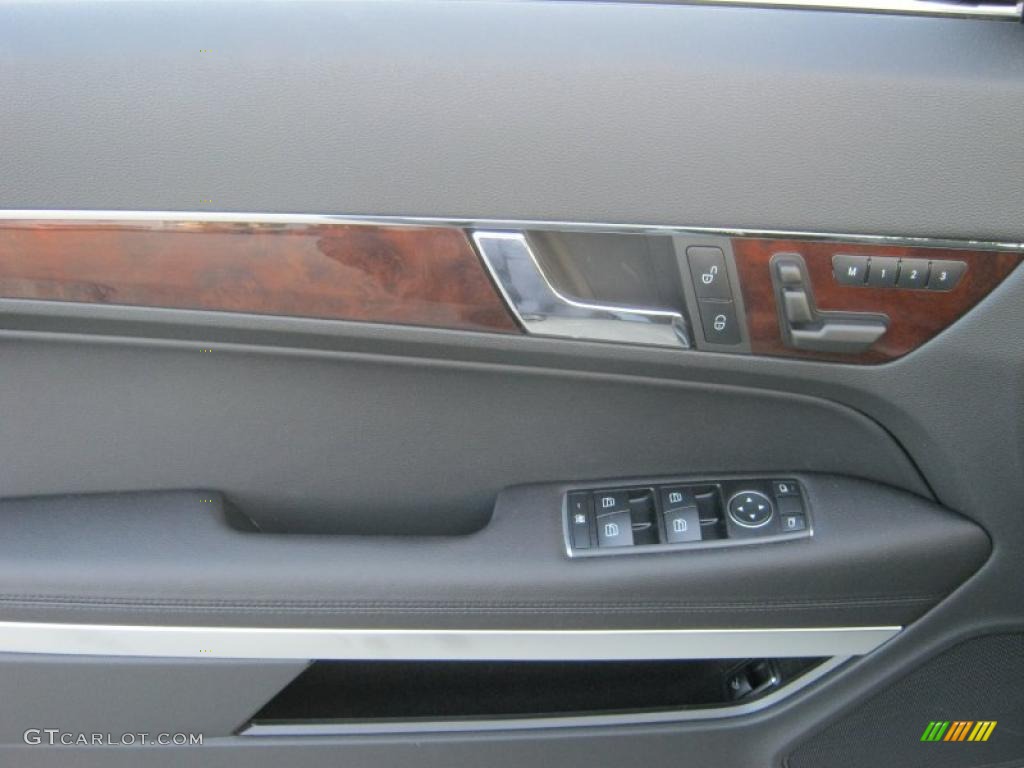 2011 Mercedes-Benz E 550 Coupe Black Door Panel Photo #40080983