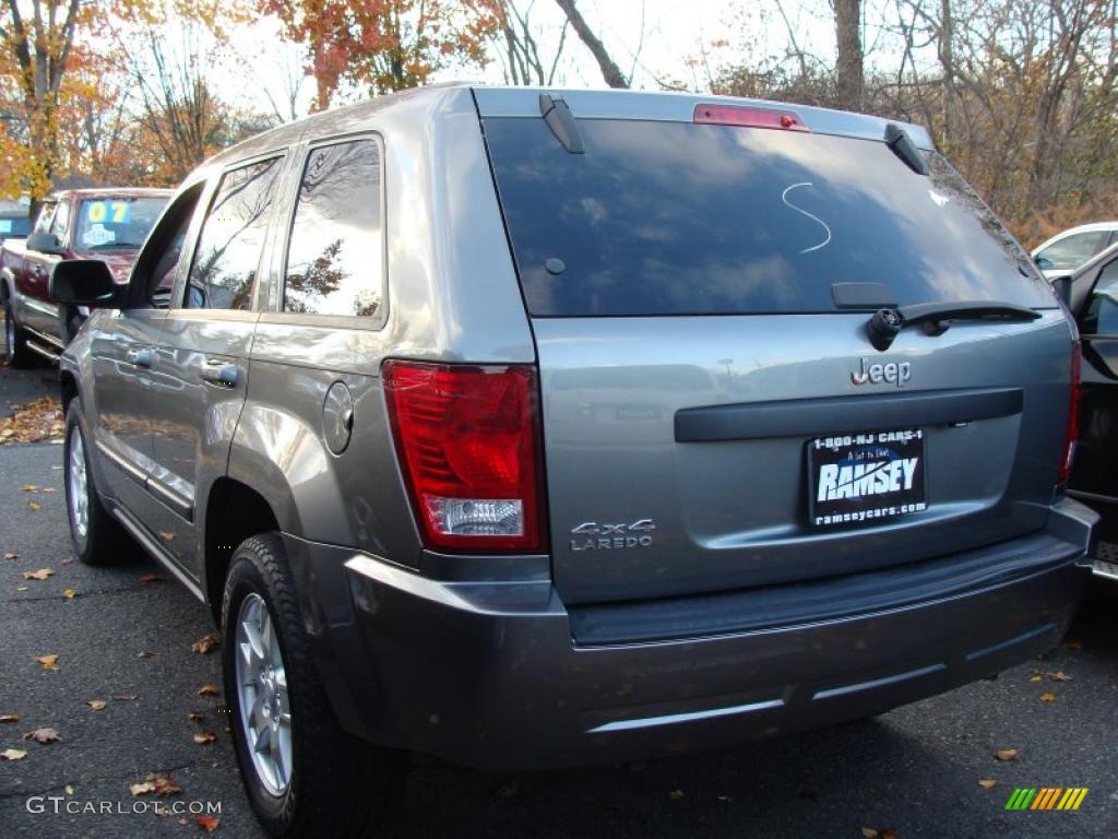 2007 Grand Cherokee Laredo 4x4 - Mineral Gray Metallic / Medium Slate Gray photo #6